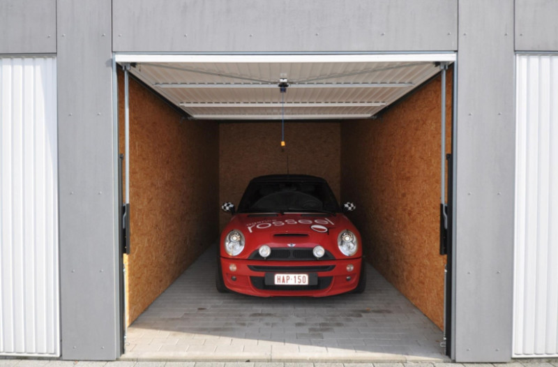 Garagebox aan het Sint-Pietersplein - agence rosseel