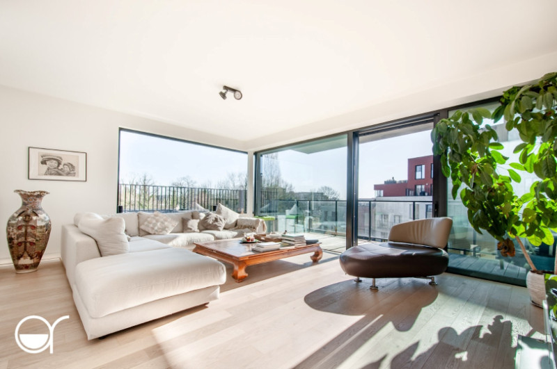 Ruim duplex appartement 154m² met twee slaapkamers en drie terrassen (56m²) - agence rosseel