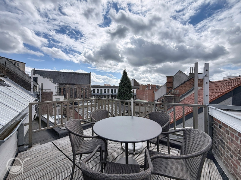 Duplex appartement op toplocatie te huur, ideaal voor co-housing.  - agence rosseel
