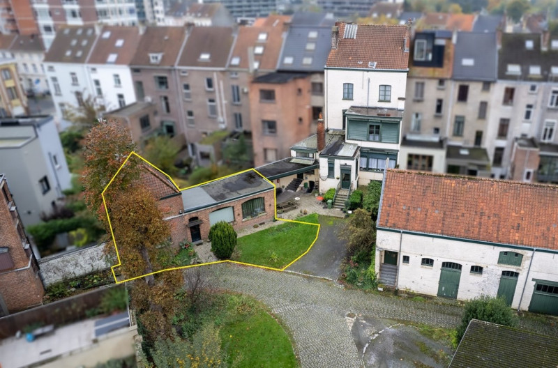 Kantoorgebouw met tuin op TOPLOCATIE Gent - Immo-Zone