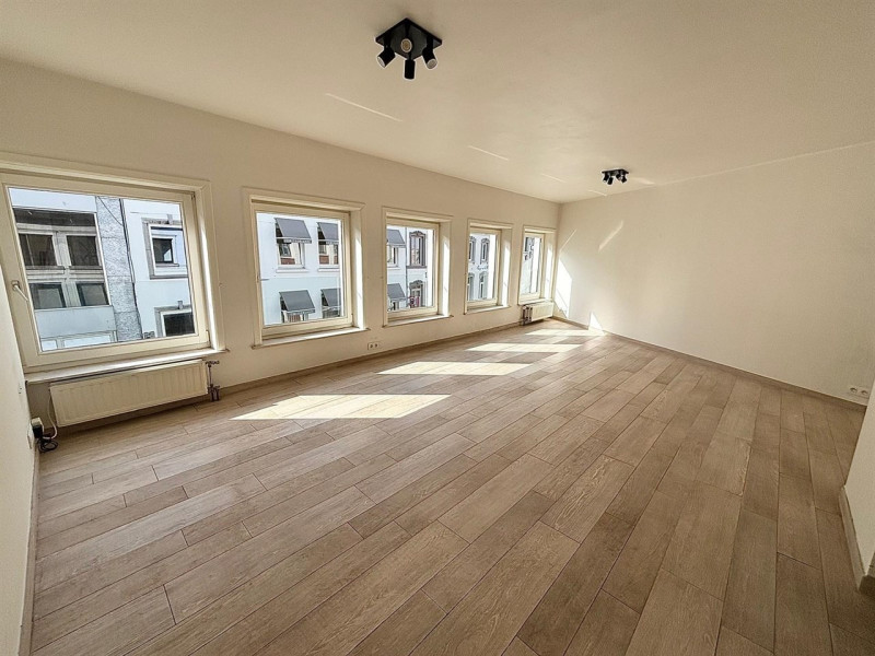 Duplexappartement op de grote markt van Aalst - Immo-Zone