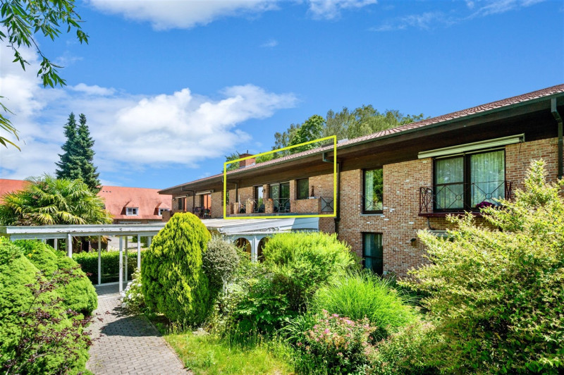 Instapklare assistentiewoning met terras - Immo-Zone