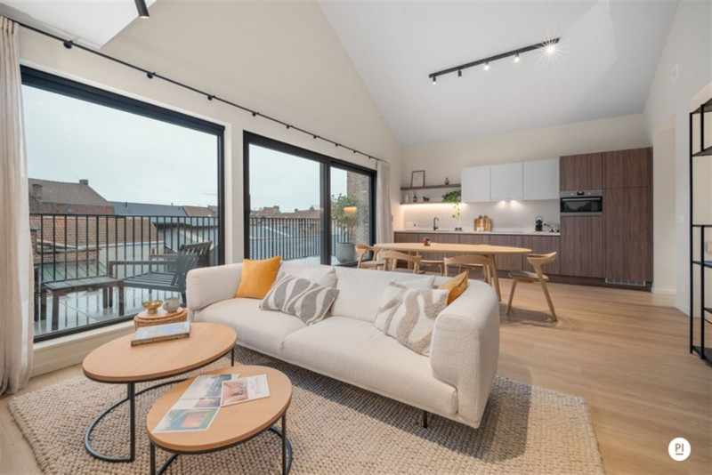 Zonnige, ruimtelijke duplexwoning midden in de stad - PandInvest