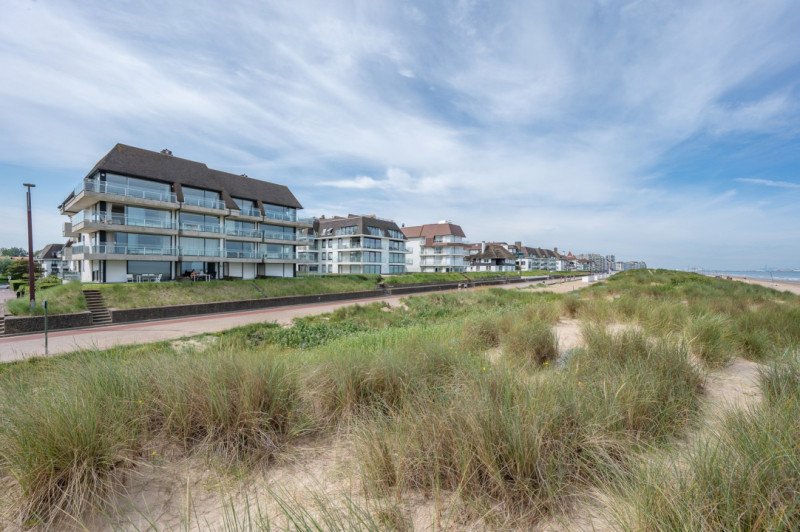 Magnifiek appartement met frontaal zeezicht in Zoute - Alex Dewulf