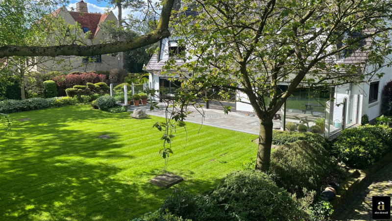 Exclusieve villa in het Zoute, rustig gelegen nabij de Boslaan op 1.704 m2 - Alex Dewulf