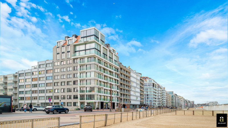 Exclusief en luxueus duplexappartement met panoramisch zicht - Alex Dewulf