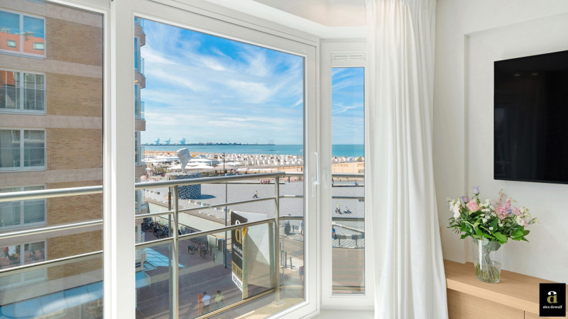 Prachtig zonnig appartement met zeezicht  - Alex Dewulf