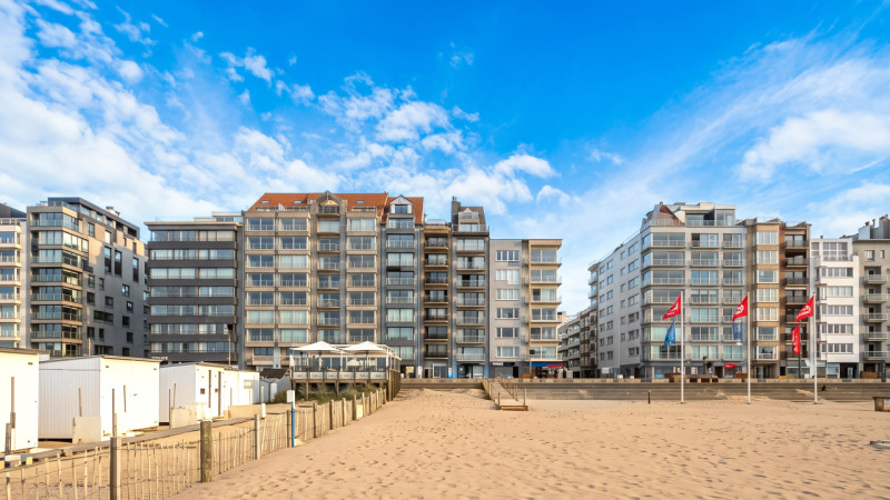 Instapklare handelsruimte op een toplocatie aan de Zeedijk van Knokke. - Alex Dewulf